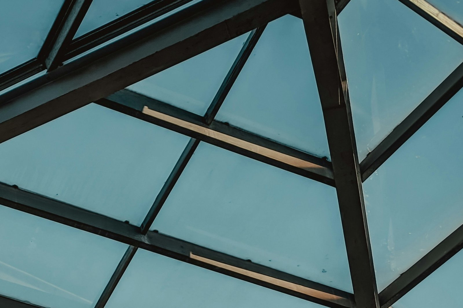 Streifenfreie transparente Oberfläche nach der Reinigung